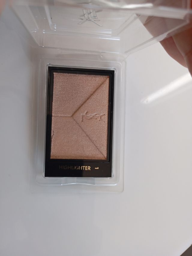 Highlighter YvesSaintLaurent