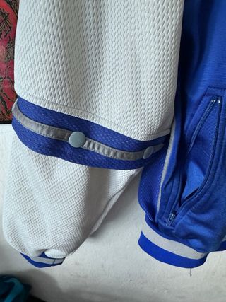 Chaqueta adidas 