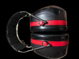 CUFFIE ANTIRUMORE PELTOR A POCHISSIMO