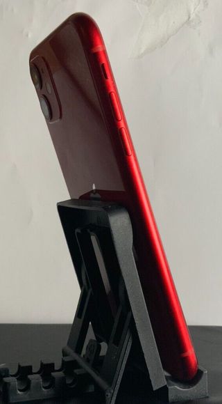 ➤ iPhone 11 64GB - rojo