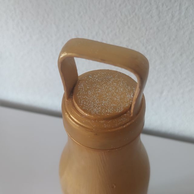 Cantimplora Cloen Dorada Muy buen estado