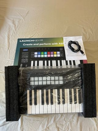 Novation Launchkey 25 mk3