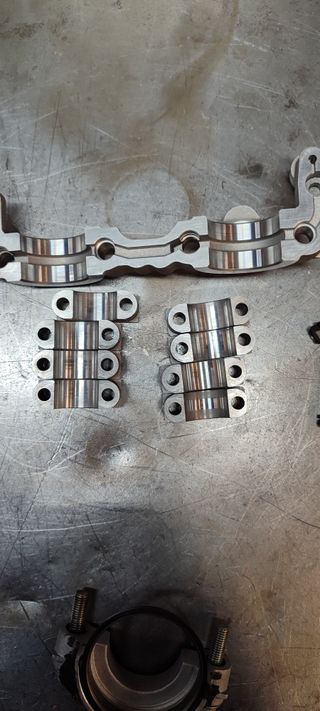 CULATA 111010E011 toyota HILUX VIII 2.4 DISEL