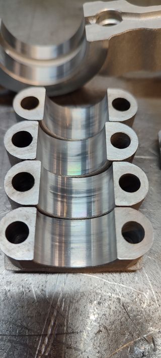 CULATA 111010E011 toyota HILUX VIII 2.4 DISEL