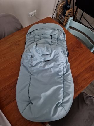 Saco de invierno para silla Bugaboo azul vapor