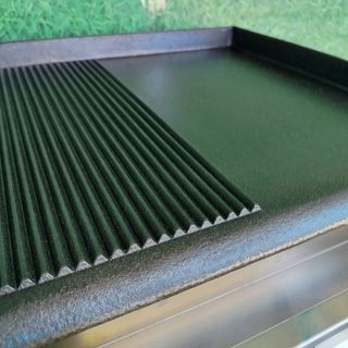 CA🍳  Plancha Hierro Mitad Ranurada [50 cm]