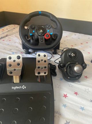Volante Logitech G29 y palanca cambios PS5/4/3 PC