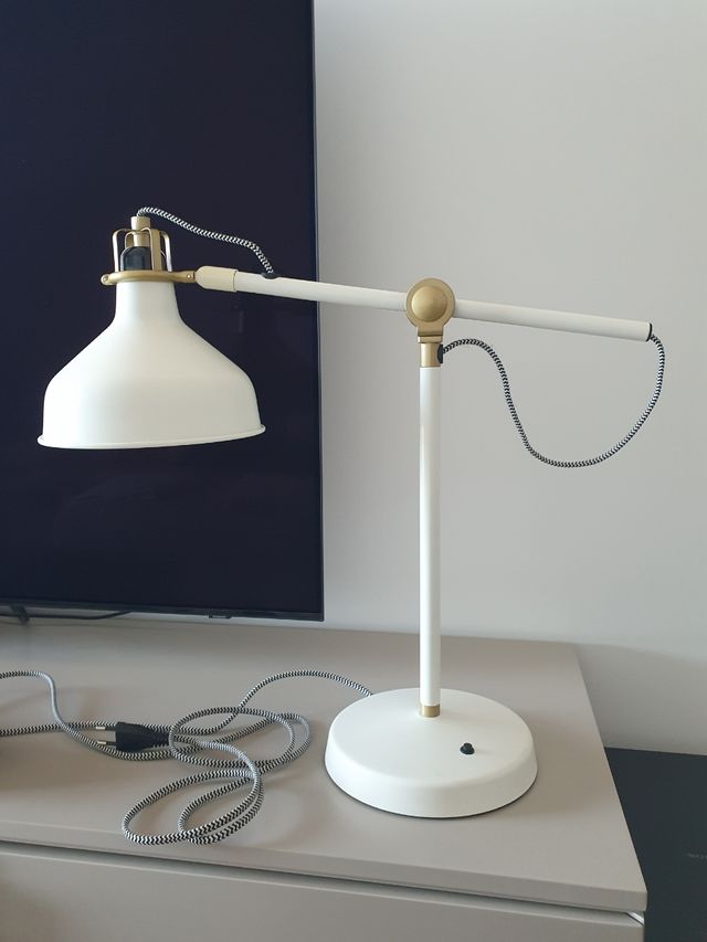 Lampara escritorio trabajo mesa