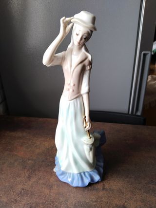 Figura Porcelana Tenora
