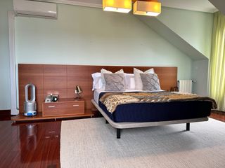 Elegantísimo cabecero con mesillas