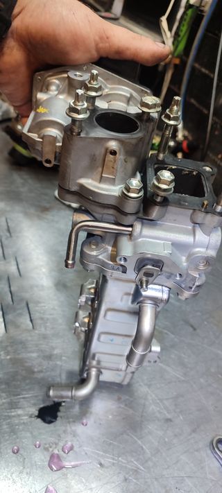 VALVULA EGR 256300E030 OREGINAL TOYOTA 25681-0W020