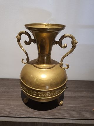 Jarrón bronce 37 cm. A