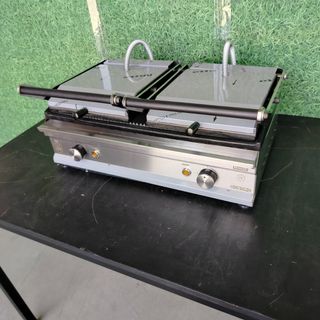 CA🍳 Grill Eléctrico Doble Ind. 54 cm