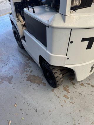 CARRETILLA ELECTRICA TCM