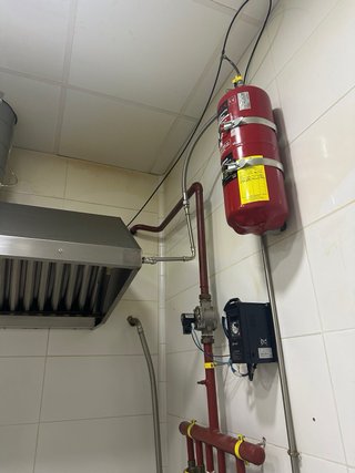 Campana extractora hosteleria practicamente nueva