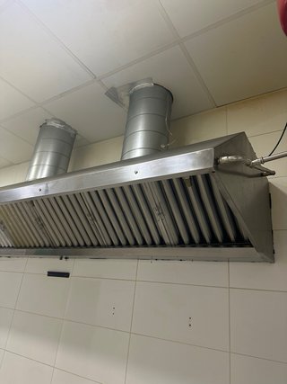 Campana extractora hosteleria practicamente nueva