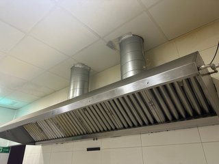 Campana extractora hosteleria practicamente nueva