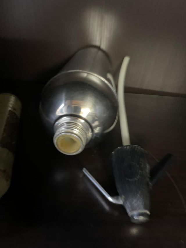 Sifone per seltz vintage con bomboletta co2