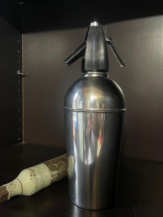 Sifone per seltz vintage con bomboletta co2