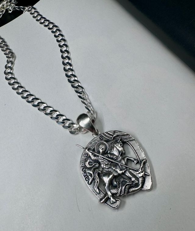 Ciondolo in argento San Giorgio il Vittorioso