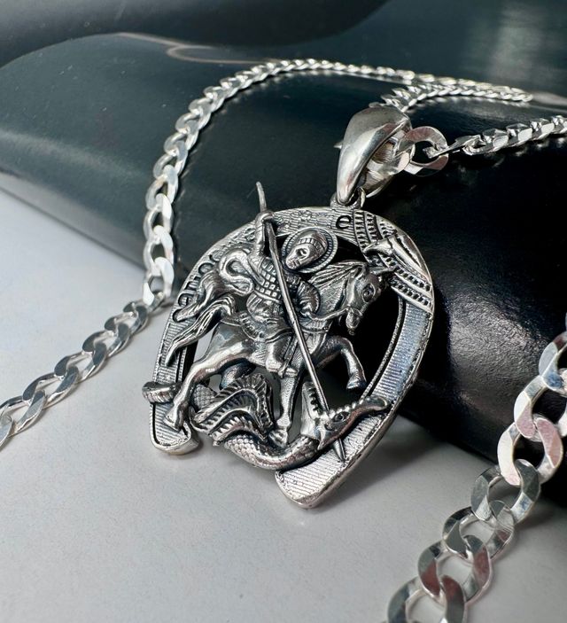 Ciondolo in argento San Giorgio il Vittorioso