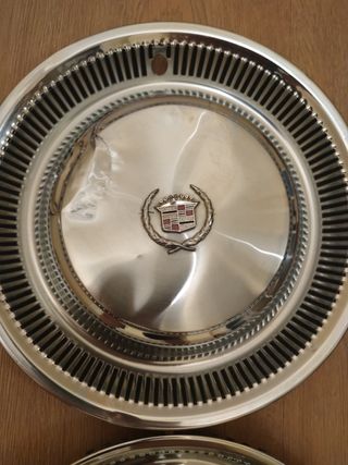 Tapacubos Cadillac Eldorado