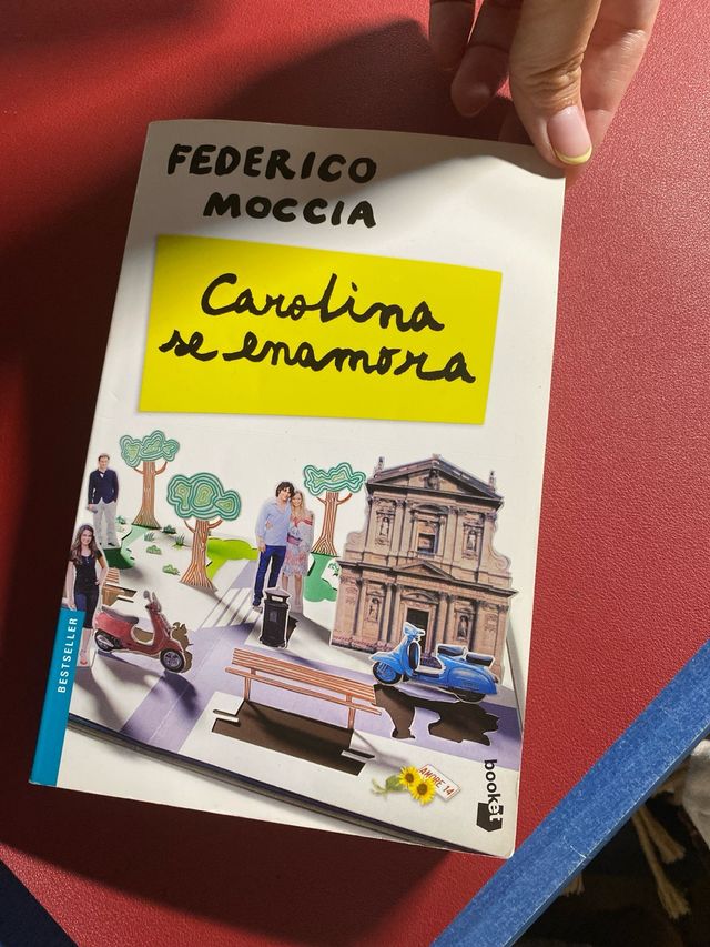 Libro Carolina se enamora de Federico Moccia 