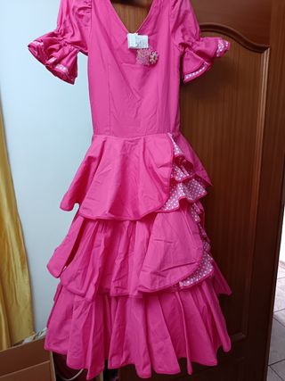 Se vende traje flamenca mujer.