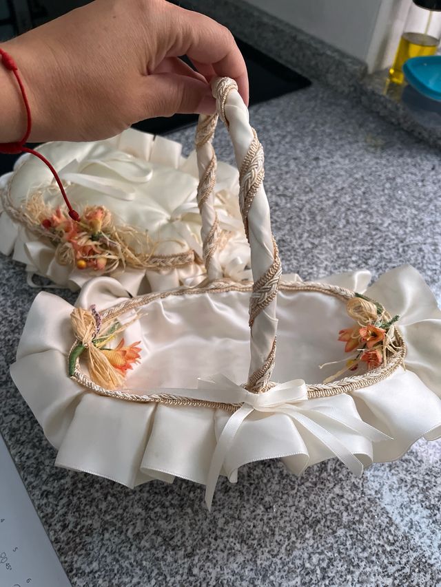 Lote cesta y cojin boda