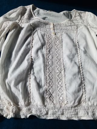 Blusa blanca de Mango