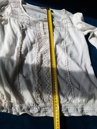 Blusa blanca de Mango