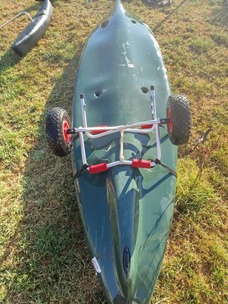 Kayak monoplaza pesca