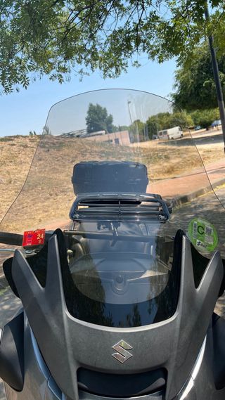 SUZUKI BURGMAN 650 EXECUTIVE