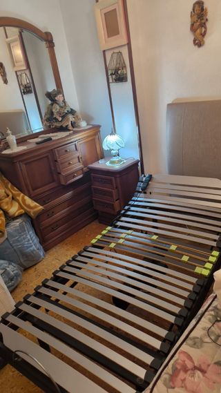 Letti elettrici articolati (con materasso)