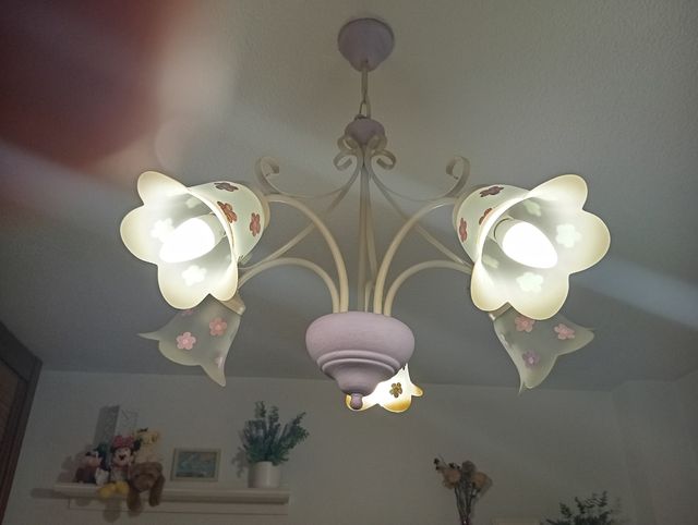 Lampara de habitación o sala de estar