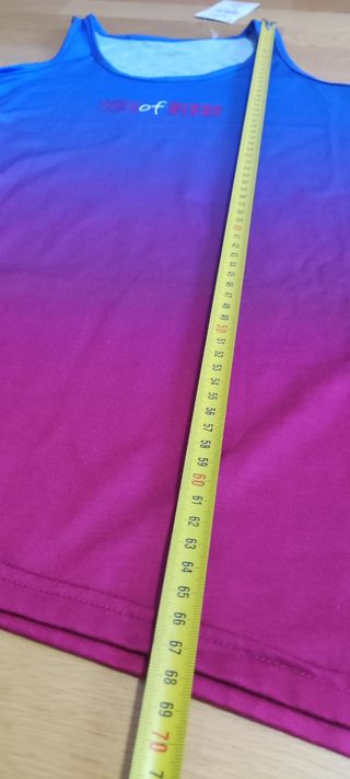 Camiseta de tirantes, Boomerang 