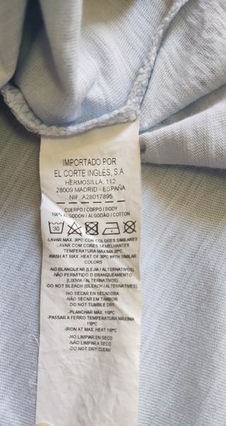 Camiseta, blusa de volantes