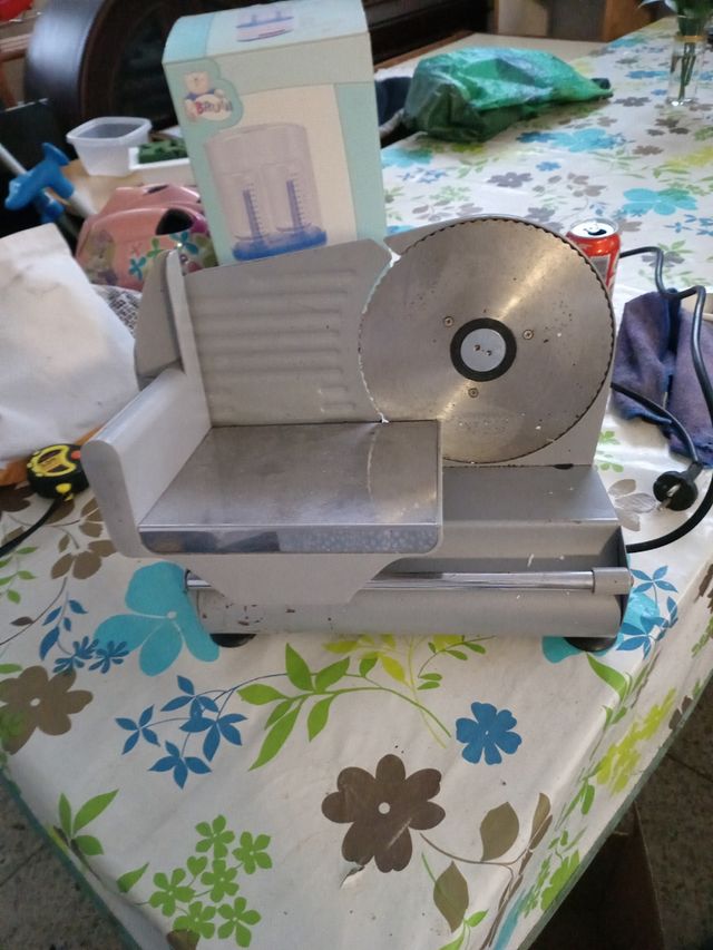 Maquina cortar fiambre casera