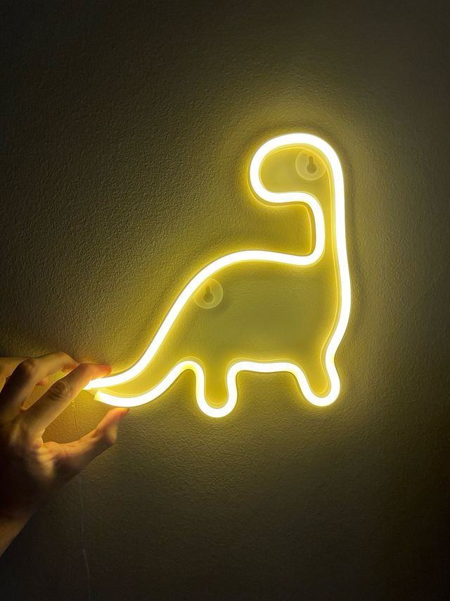 Luce al neon a forma di dinosauro