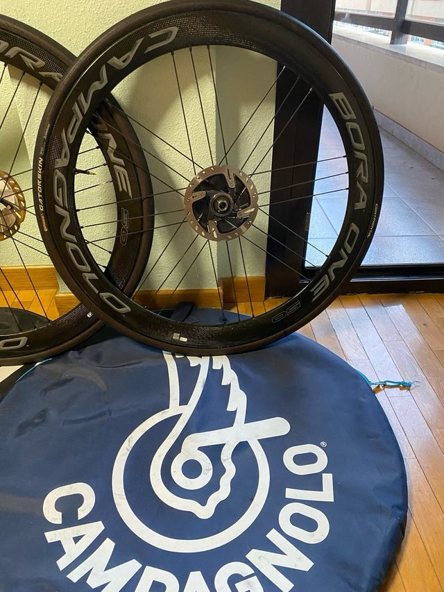 Ruedas de carbono carretera campagnolo bora one
