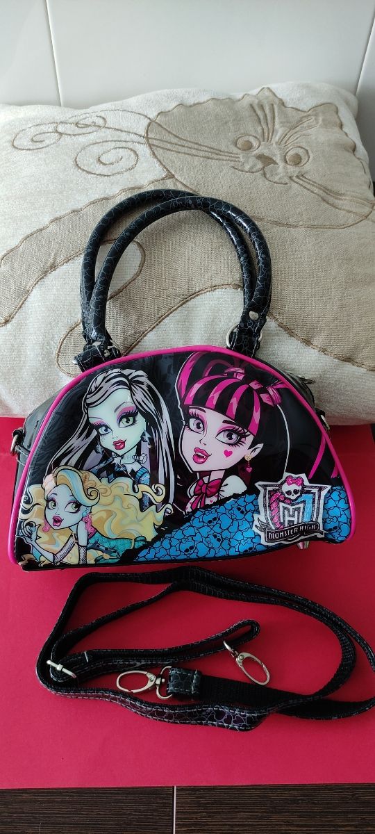 Bolso nuevo Monster High. Bolso niña nuevo.Monster