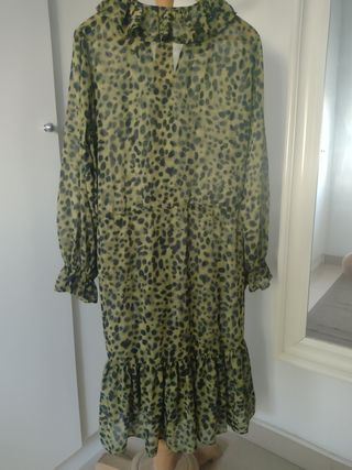 Vestido verde estampado leopardo de gasa