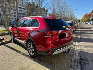Mitsubishi Outlander 2021