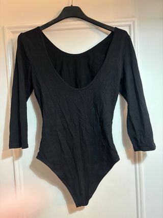Body negro talla M bershka negro