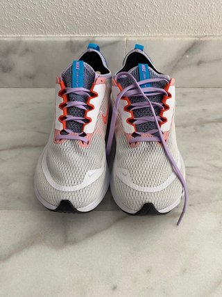 Zapatillas Nike Zoom Fly 4 blancas, talla 39