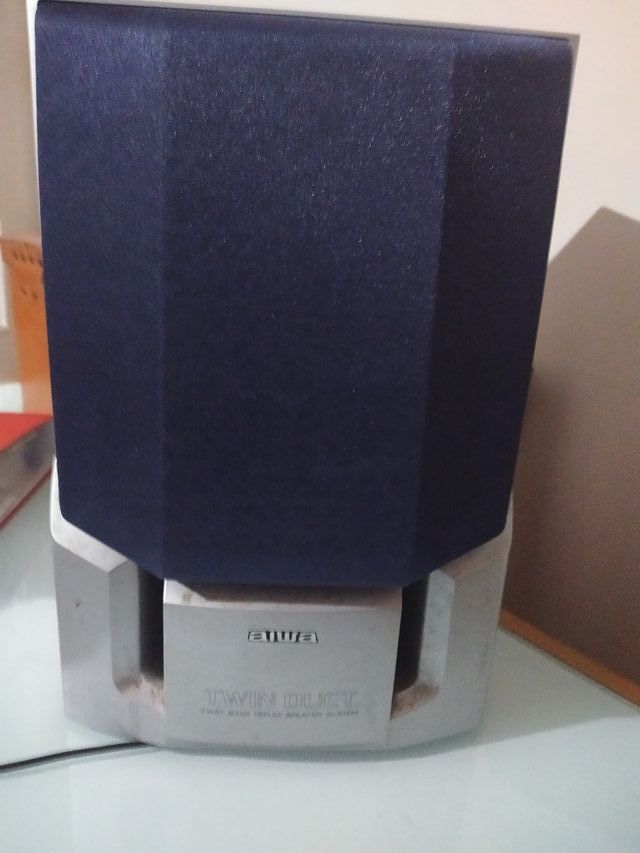 2 ALTAVOCES AIWA PERFECTOS
