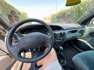 Renault Megane 1999