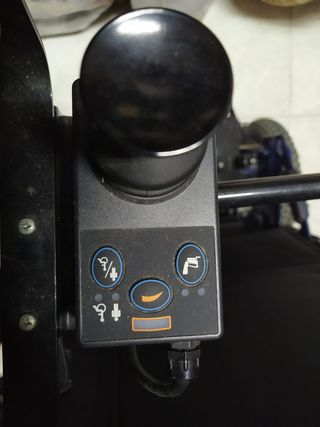 SILLA DE RUEDAS ELECTRICA