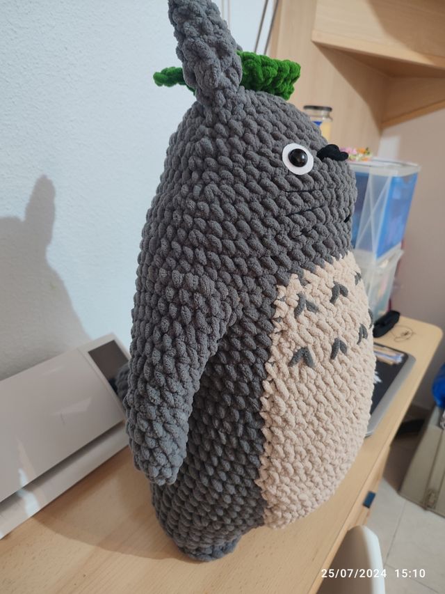 Totoro de 58 CMS tejido a mano