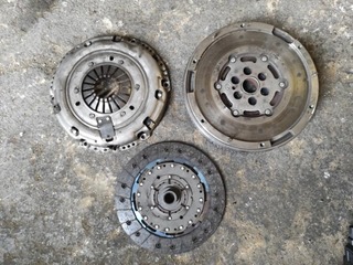 Kit embrague 124070610 Ford Focus III Wagon  y_319